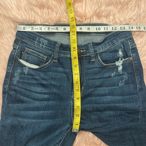 Judy Blue Dark Wash Distressed Stretch Skinny Jean Size 7/28 - Picture 7 of 8